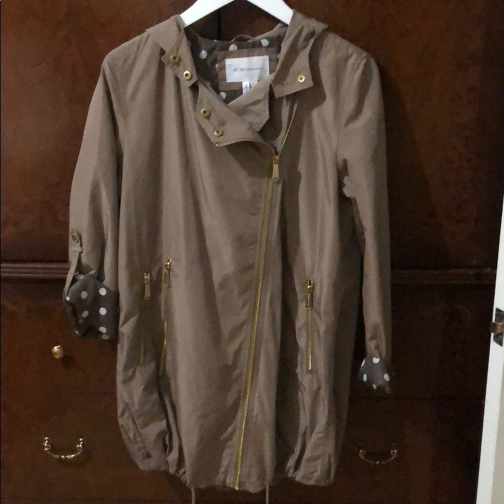 BCBGeneration Beige Rain Jacket Size M